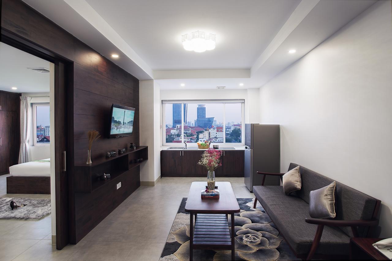 Kuch Oudom Hotel Phnom Penh Esterno foto