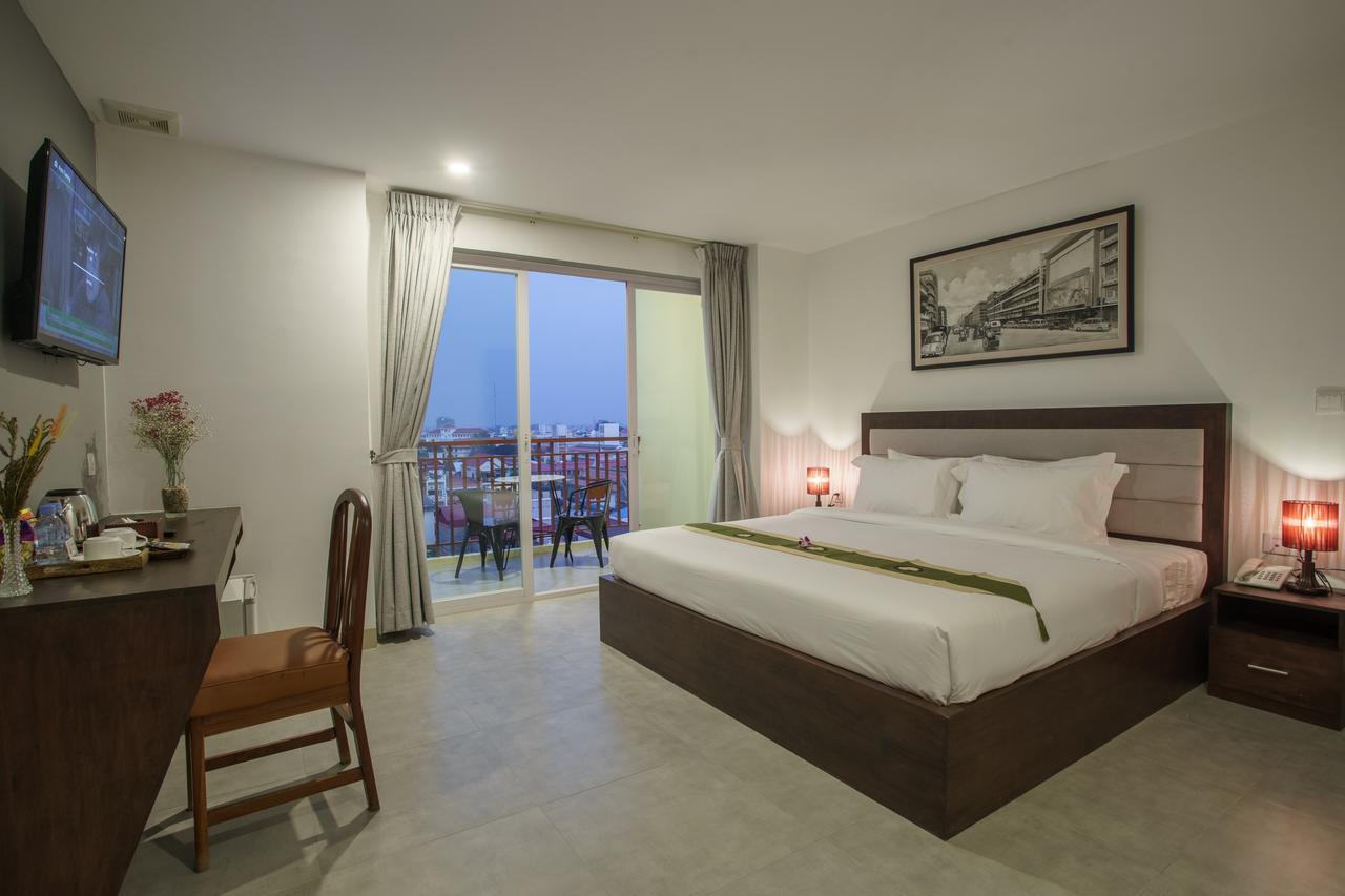 Kuch Oudom Hotel Phnom Penh Esterno foto