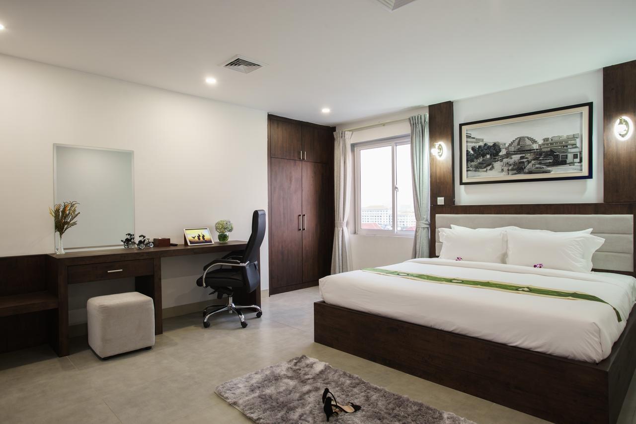 Kuch Oudom Hotel Phnom Penh Esterno foto
