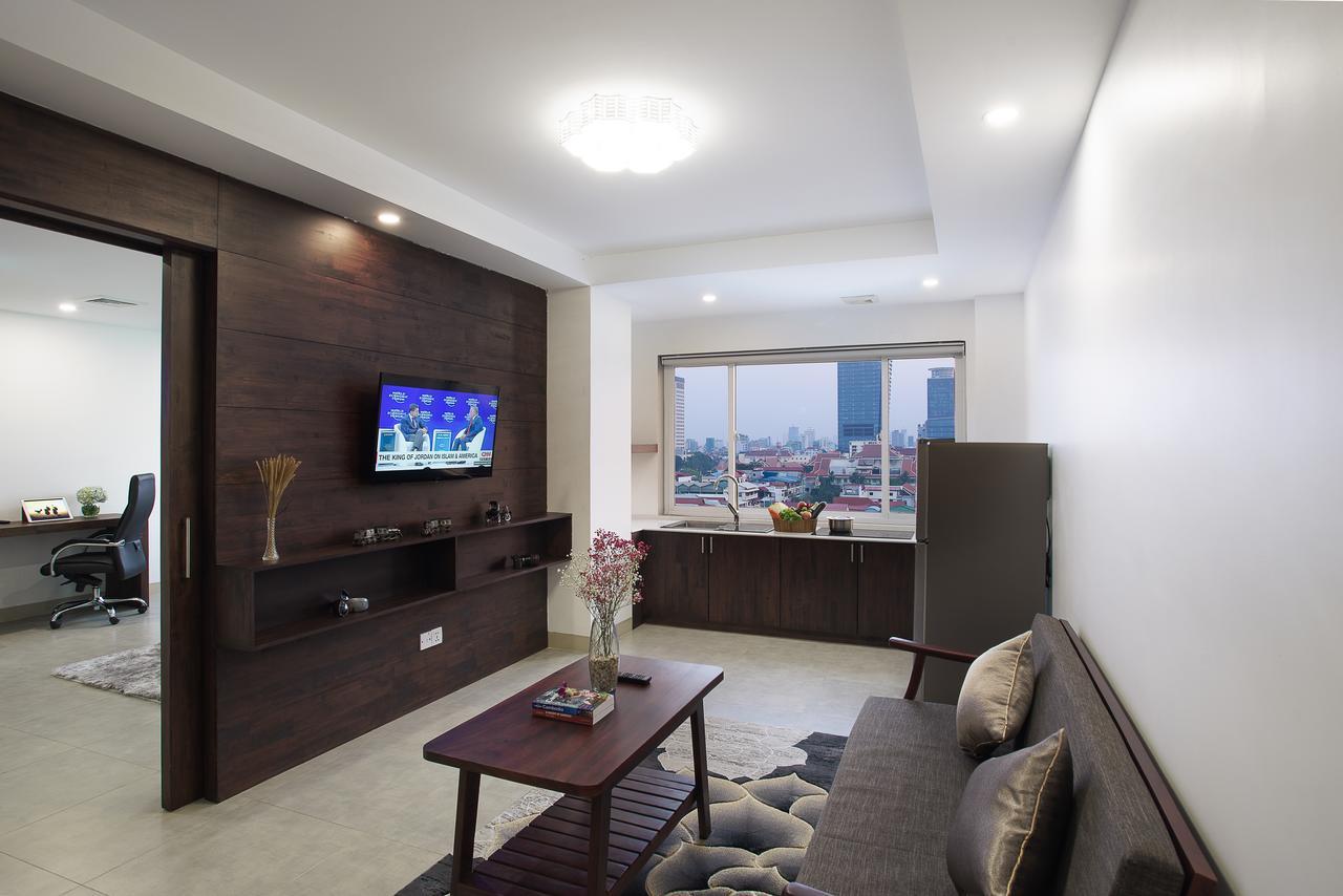 Kuch Oudom Hotel Phnom Penh Esterno foto