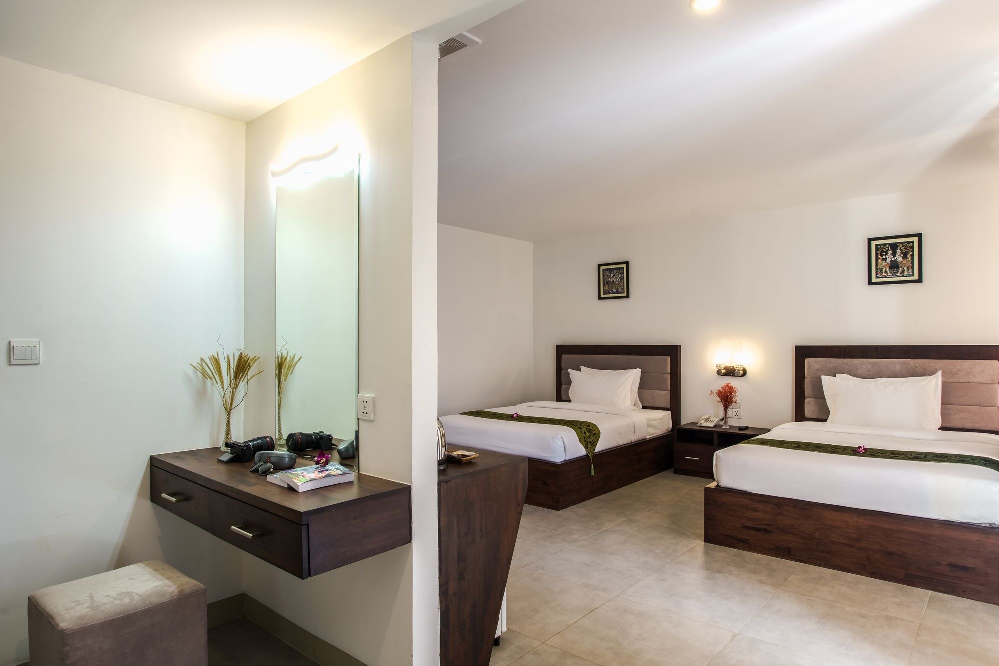 Kuch Oudom Hotel Phnom Penh Esterno foto